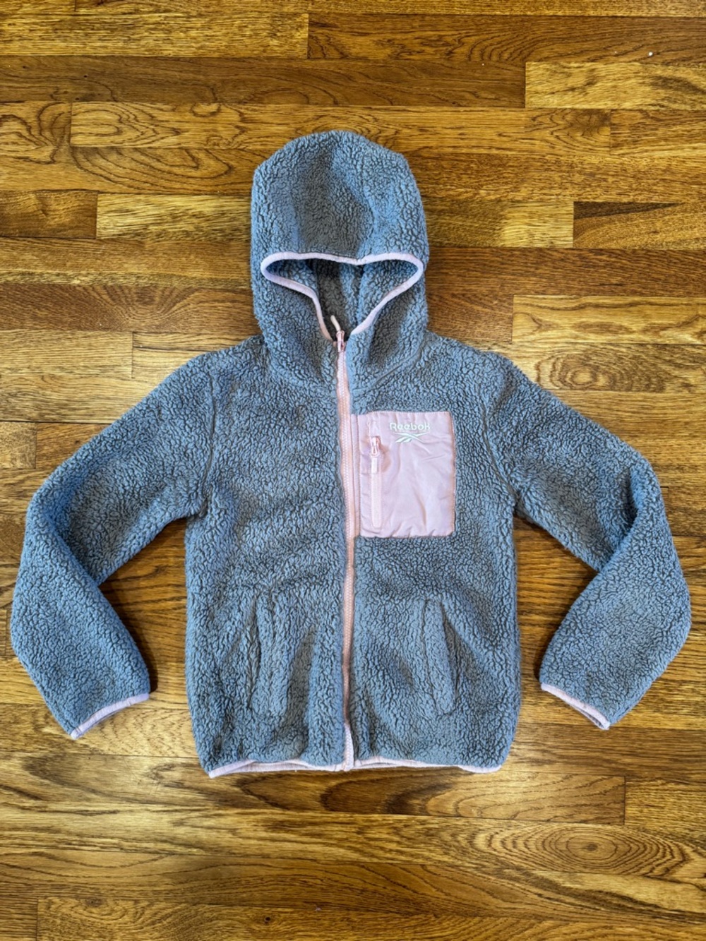 Reebok Kids' Grey Sherpa Zip-Up Hoodie with Pink Trim - GC - Size Small (7/8)